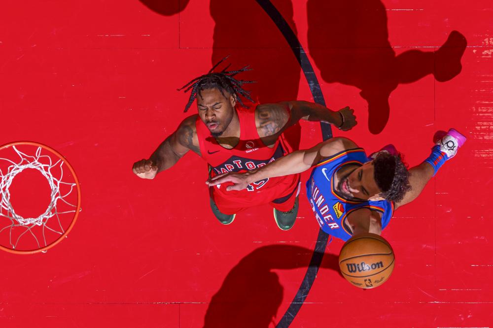 她在进攻和 她在进攻和