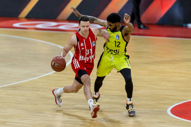 伊萨克的视 伊萨克的视