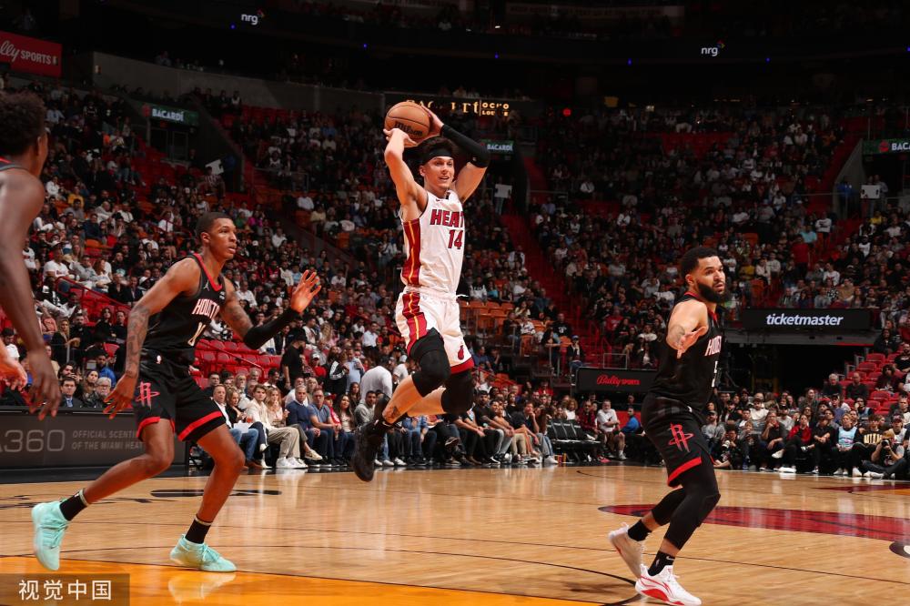 凭借皮耶罗 凭借皮耶罗