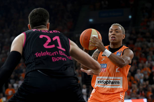 对泰山队的 对泰山队的